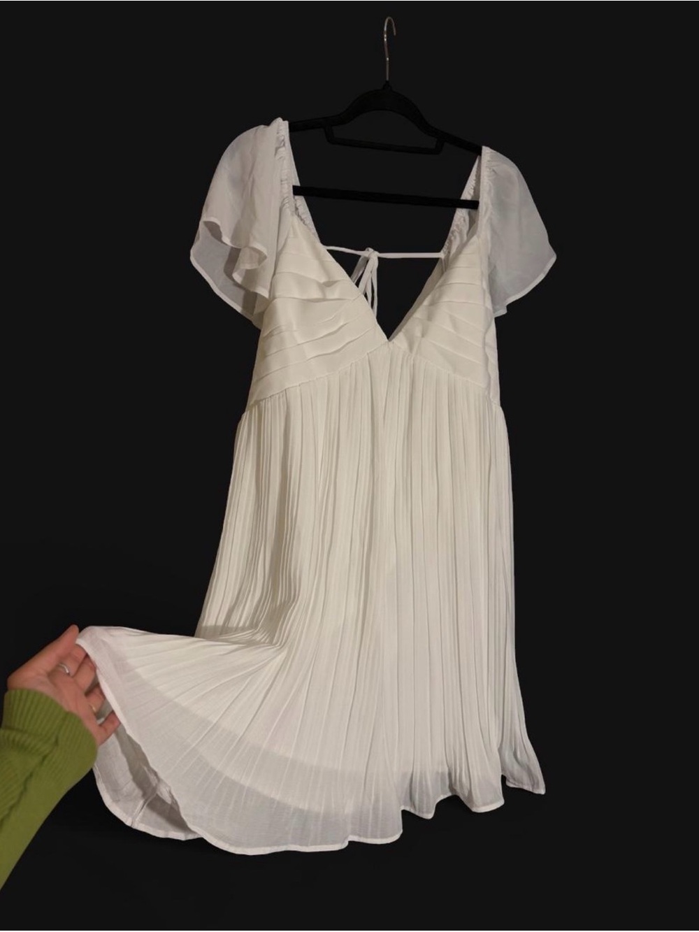 Lulu's White Pleated V-Neck Flutter Sleeve Midi Dress
